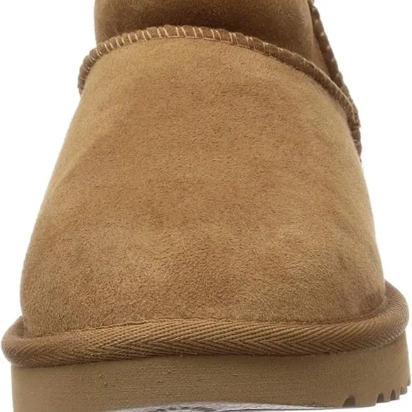 UGG Women's Classic Ultra Mini Boot - Picture 3 of 9